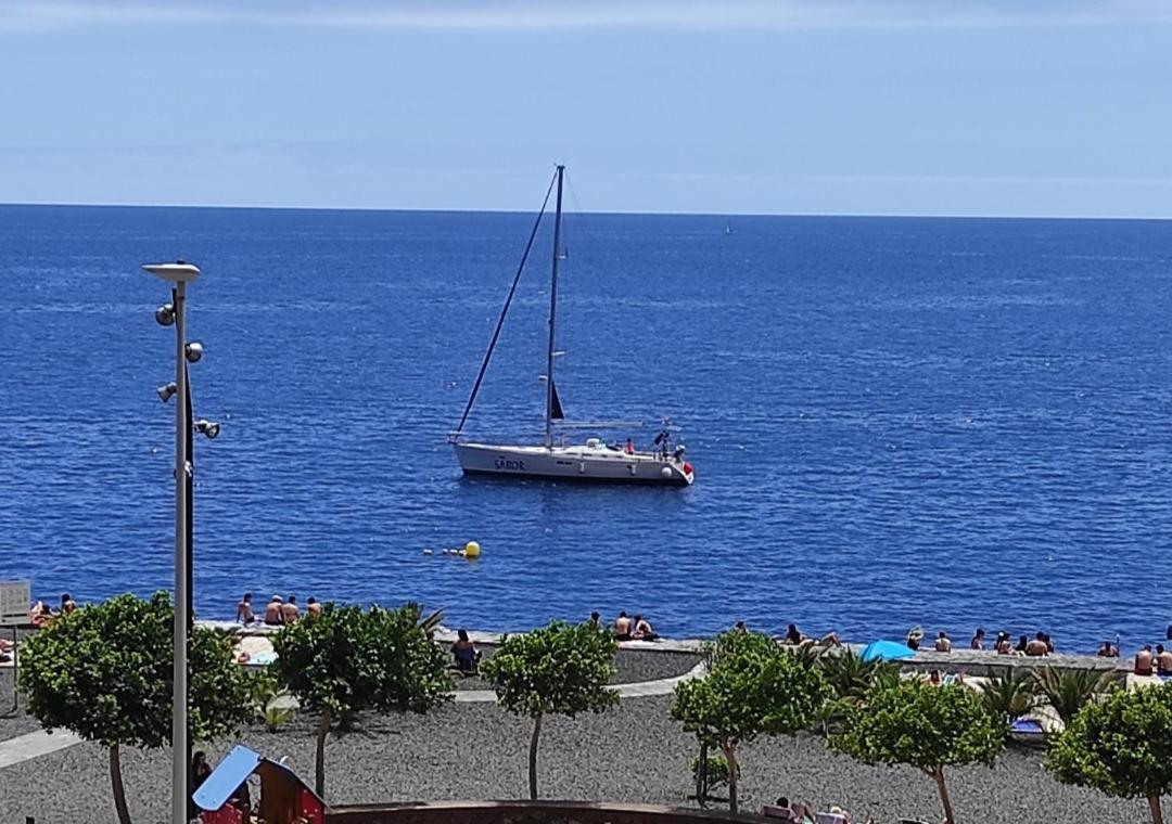 Primera Linea De Playa Con Vistas Al Mar Y Plaza De Garaje Радазул Экстерьер фото