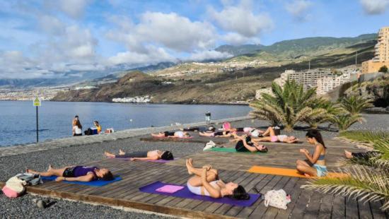 Primera Linea De Playa Con Vistas Al Mar Y Plaza De Garaje Радазул Экстерьер фото